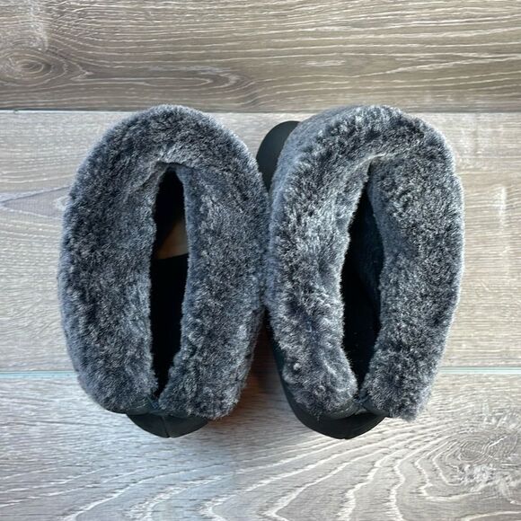 Ugg Dandylion Black Leather Women’s Sz 9.5 Gray Sheepskin Fold Over 4” Heel Boot - Picture 5 of 14